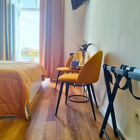 Guest house Naval & Bistro Vila do Conde